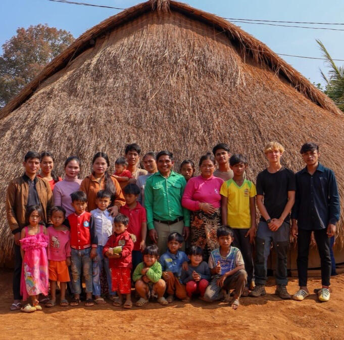 The Bunong people The Bunong people